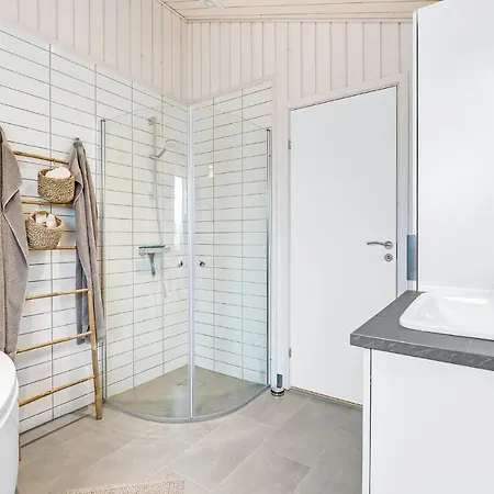 5 Bedroom Amazing In Sydals