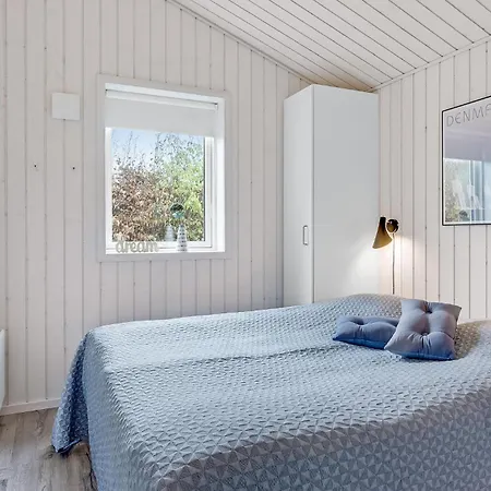 Feriehus 5 Bedroom Amazing In Sydals *