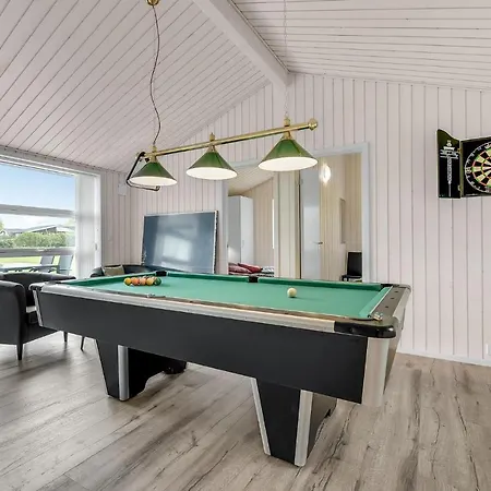 5 Bedroom Amazing In Sydals Feriehus