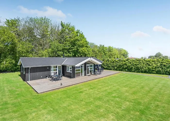 Holiday home 5 Bedroom Amazing In Sydals *