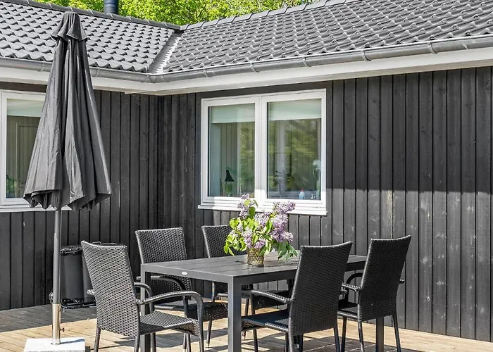 5 Bedroom Amazing In Sydals Holiday home Sarup